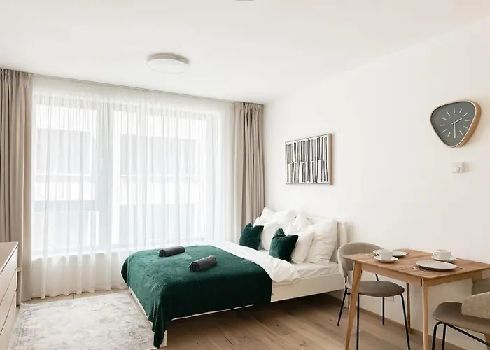 Real Living By Refa Karlin 406 Apartment Prag