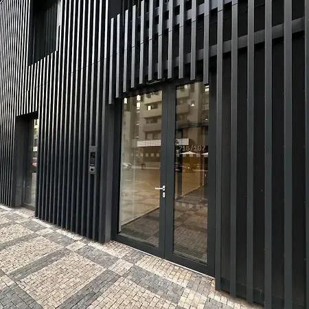 Апартаменты Real Living By Refa Karlin 406 *