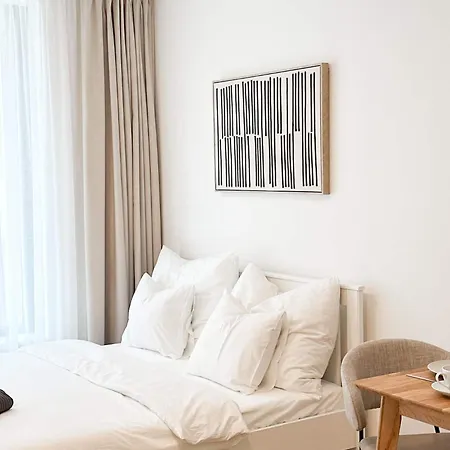 Real Living By Refa Karlin 406 Апартаменты *