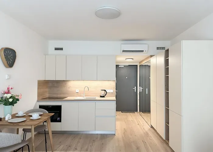 Real Living By Refa Karlin 406 Apartamento *